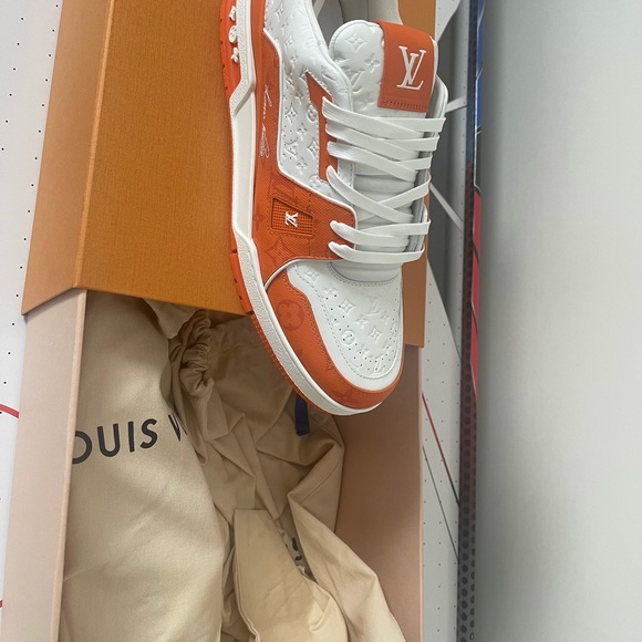 LV  Sneaker I bought it 1 month ago at 1,380$ I never wore it it's in the box. - Picture 3 of 7